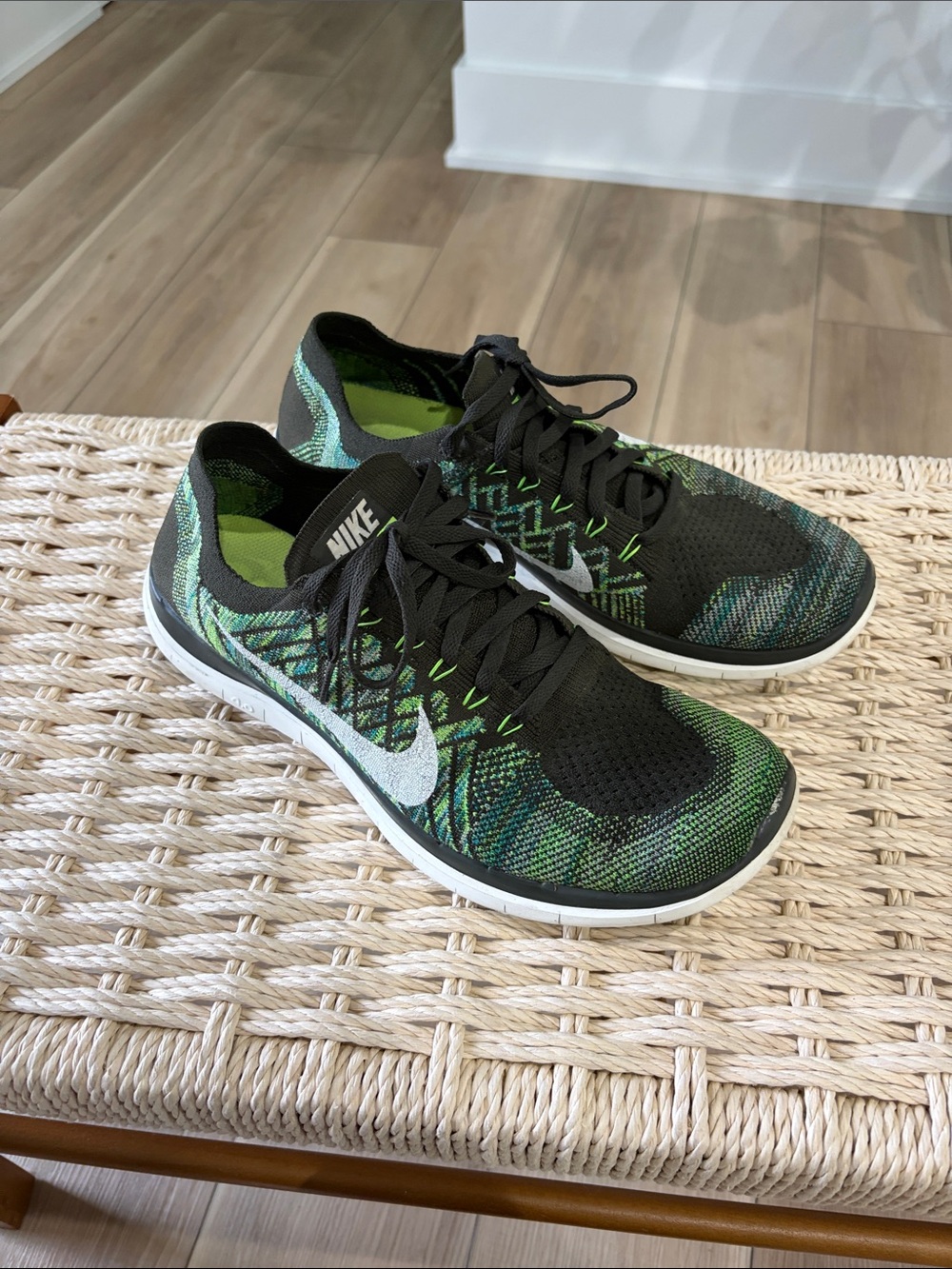 Nike Men’s Knit Training Shoes - Black, Green & White